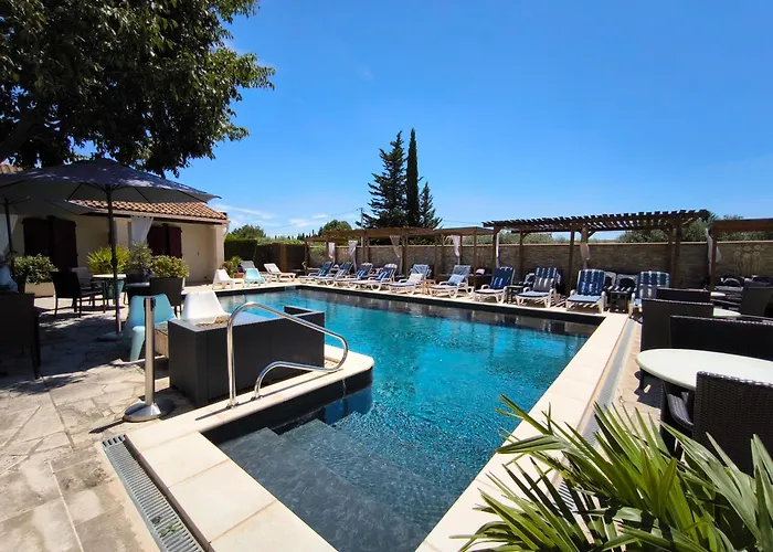 Hotel Le Mas Des Amandiers
