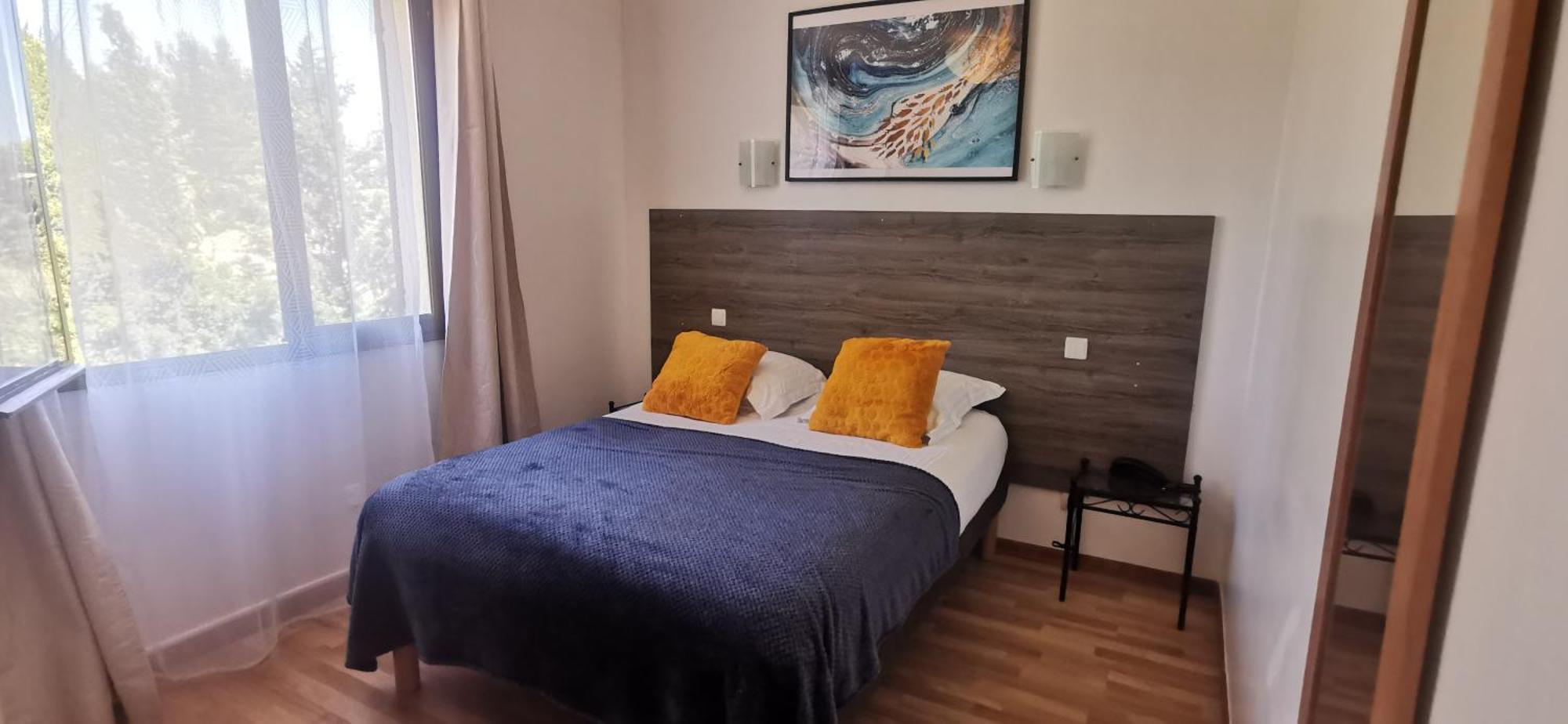 Des Amandiers Hotel