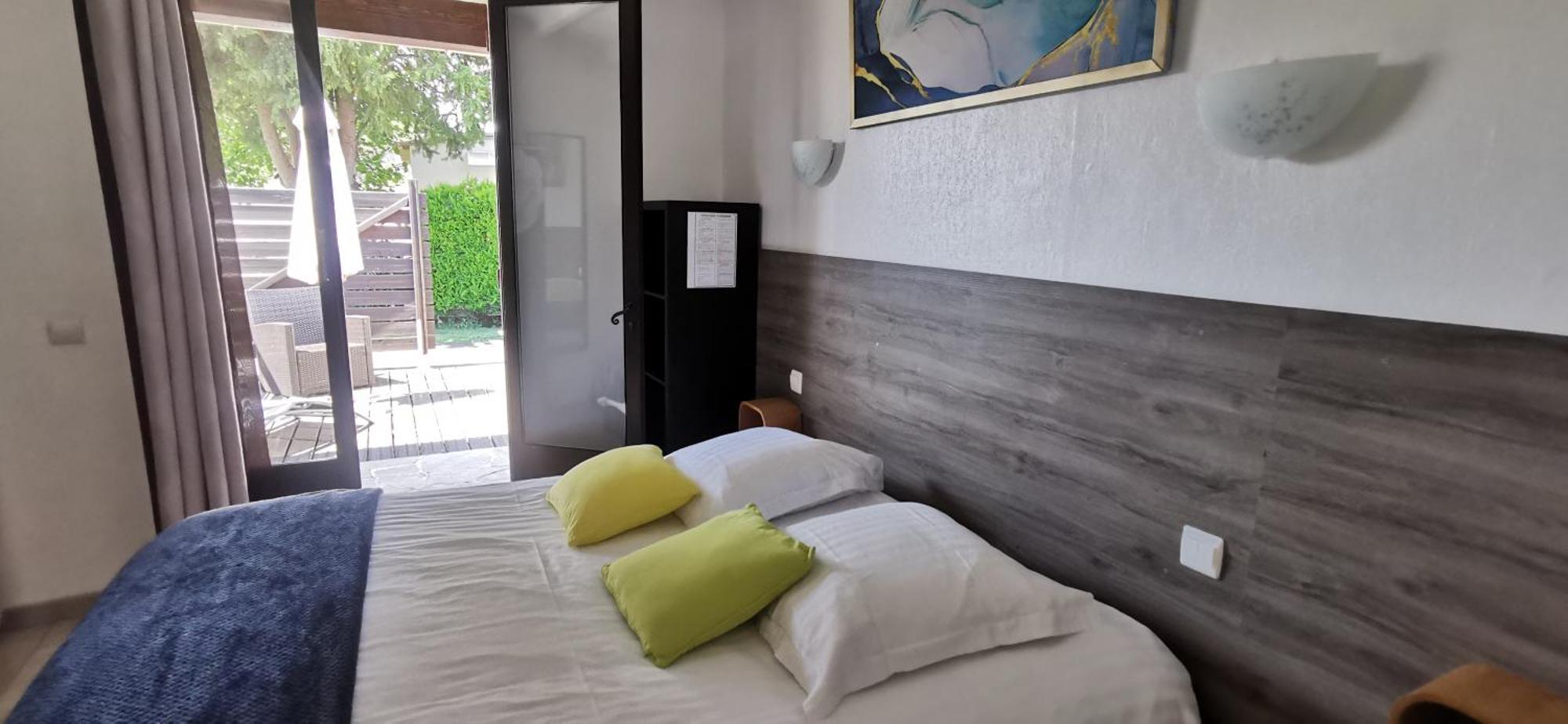 Des Amandiers Hotel